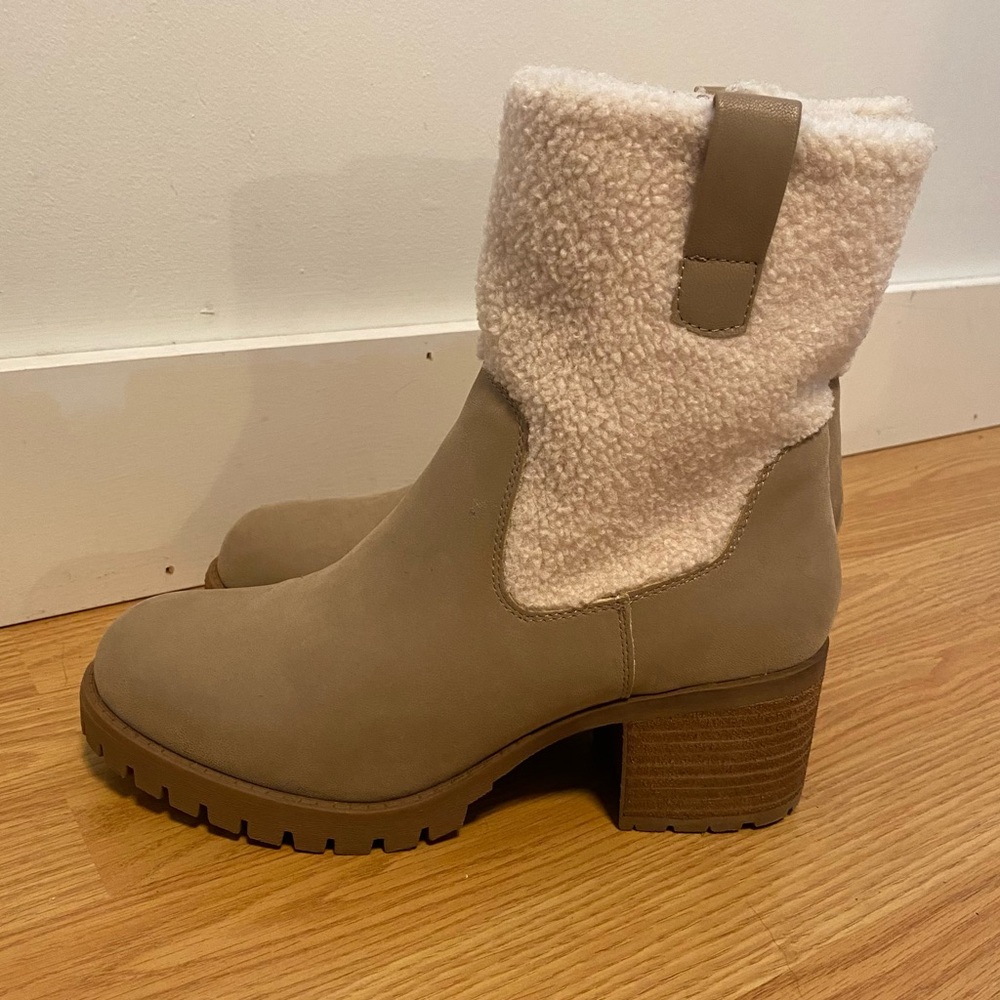 Mia shearling chunky boot